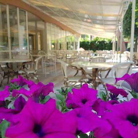 Hotel Gioiosa Cesenatico Luaran gambar