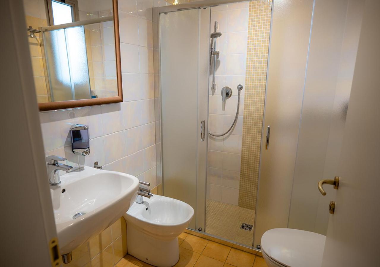 Hotel Gioiosa Cesenatico Luaran gambar