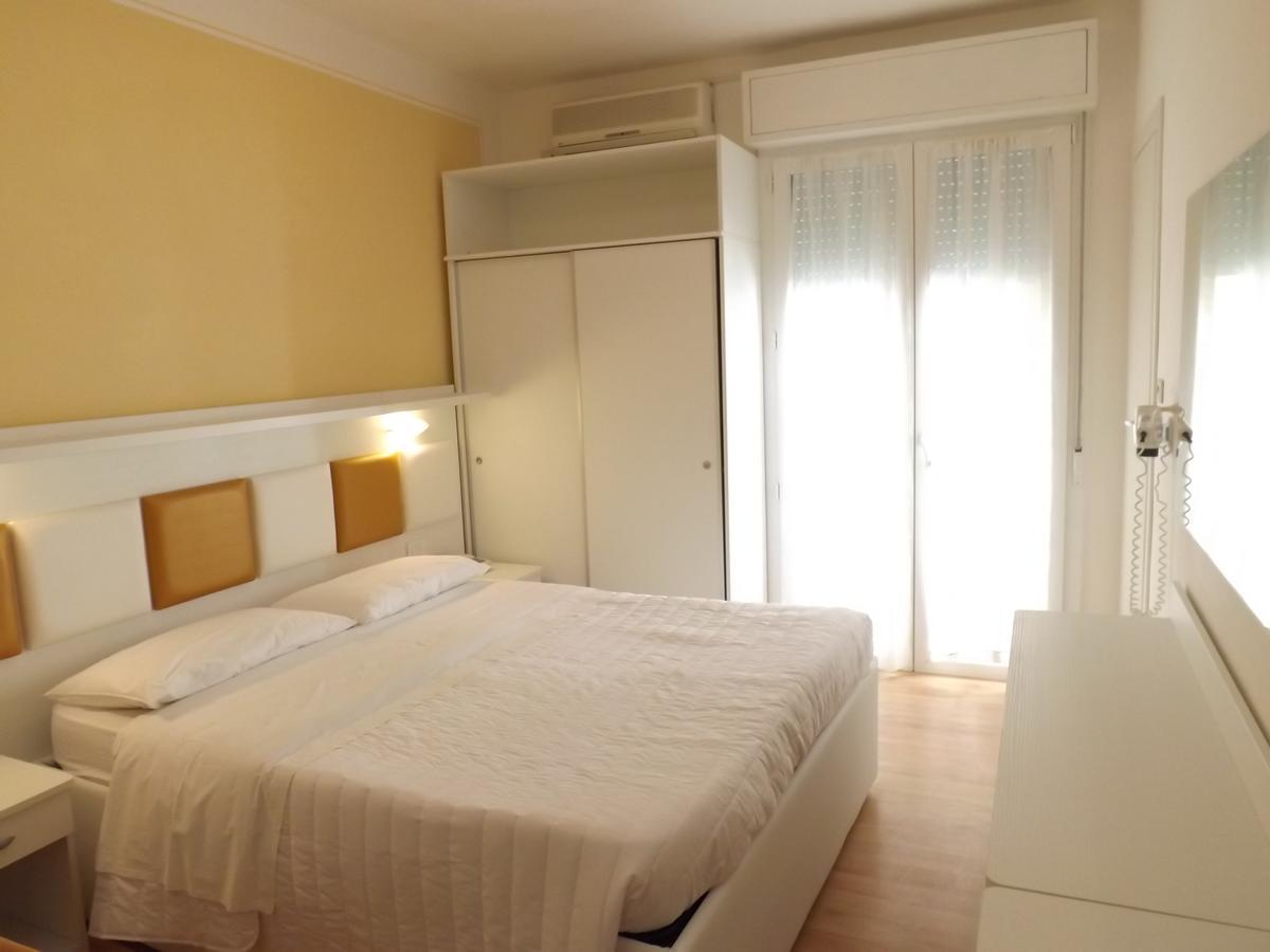 Hotel Gioiosa Cesenatico Luaran gambar
