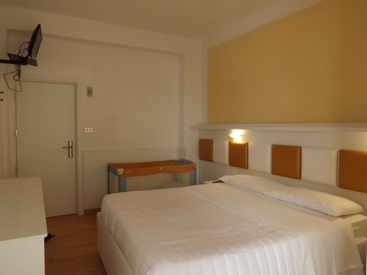Hotel Gioiosa Cesenatico Luaran gambar